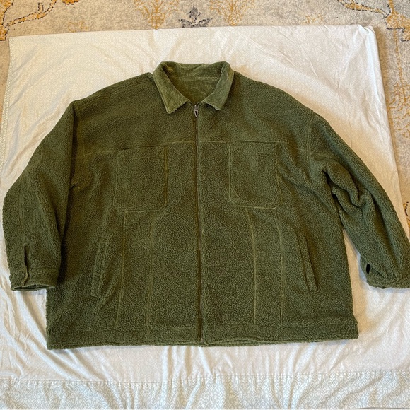 IVY PARK x Adidas Oversized Reversible Corduroy Jacket [UNISEX] - Picture 3 of 5